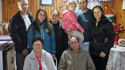 Fam&iacute;lia Genessini: Elisandro, Alessandra, Carina, Ester, Edivan,Elisangela, Juraci e Pedro