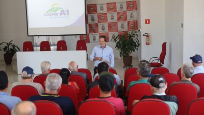 Cooperados de Vista Ga&uacute;cha e Tenente Portela