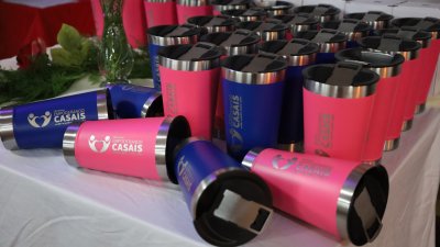 Mimo entregue aos casais 