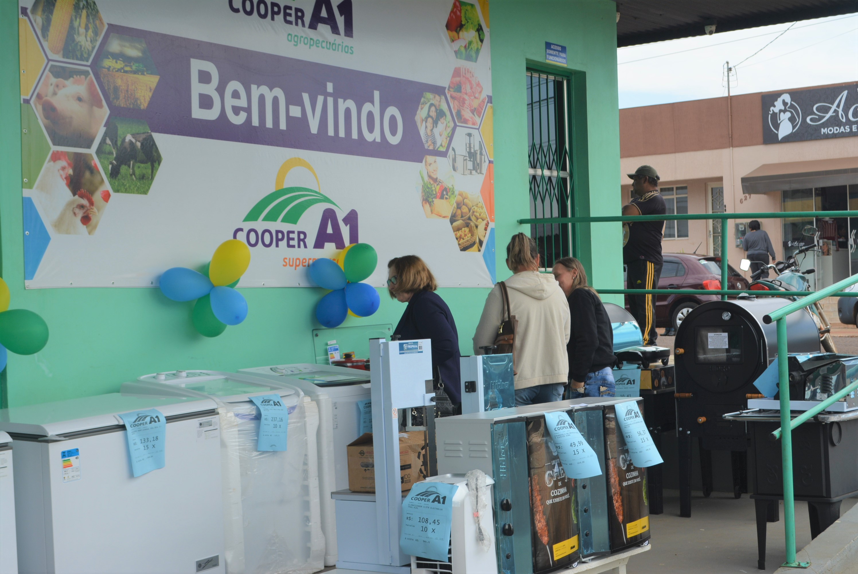 DIA DE NEGÓCIOS: unidade de Belmonte realizou evento em parceria com o Sicoob do município