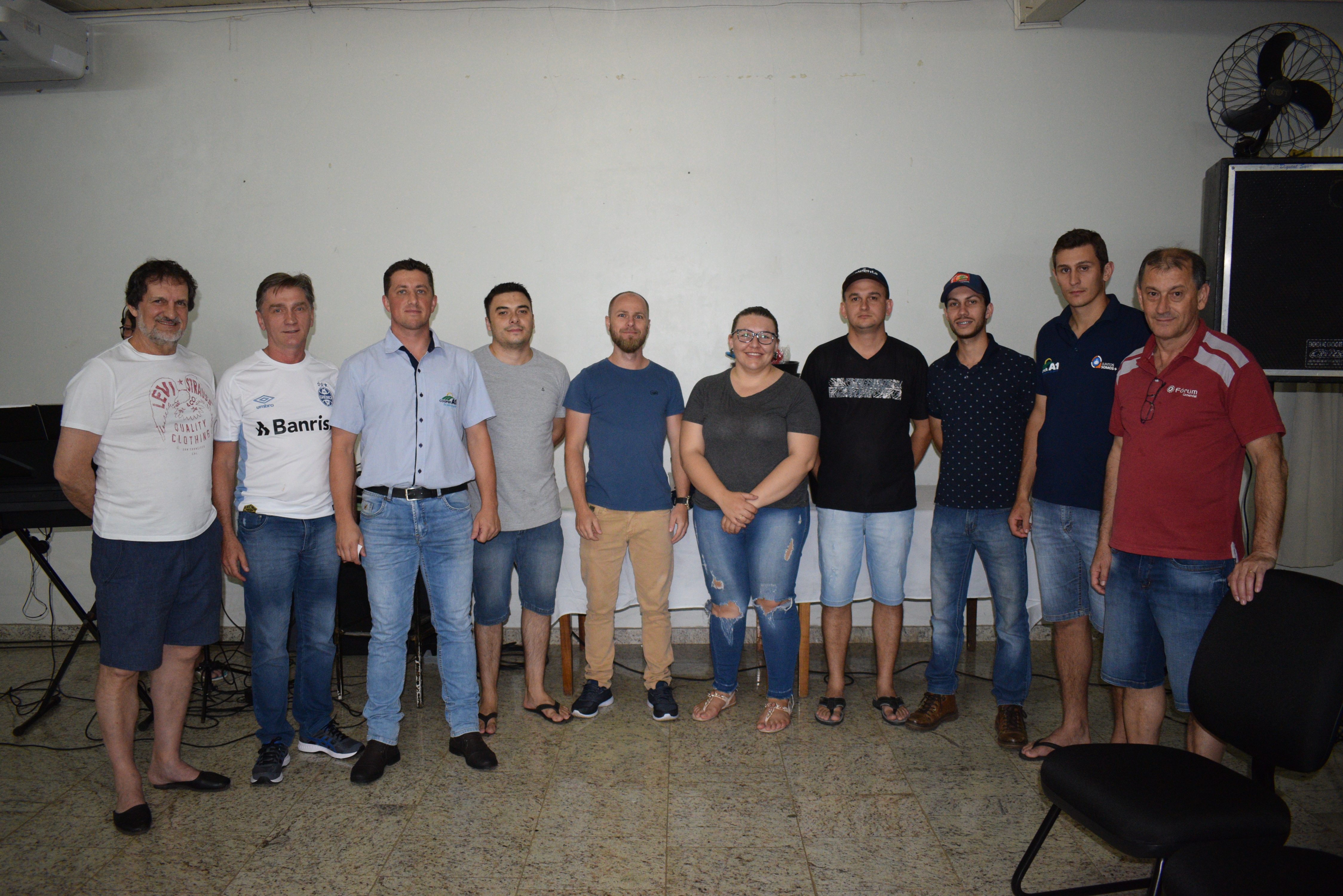 UNIDADE DE PALMITOS REALIZOU CONFRATERNIZAÇÃO COM PEDREIROS, PINTORES E ELETRICISTAS PARCEIROS