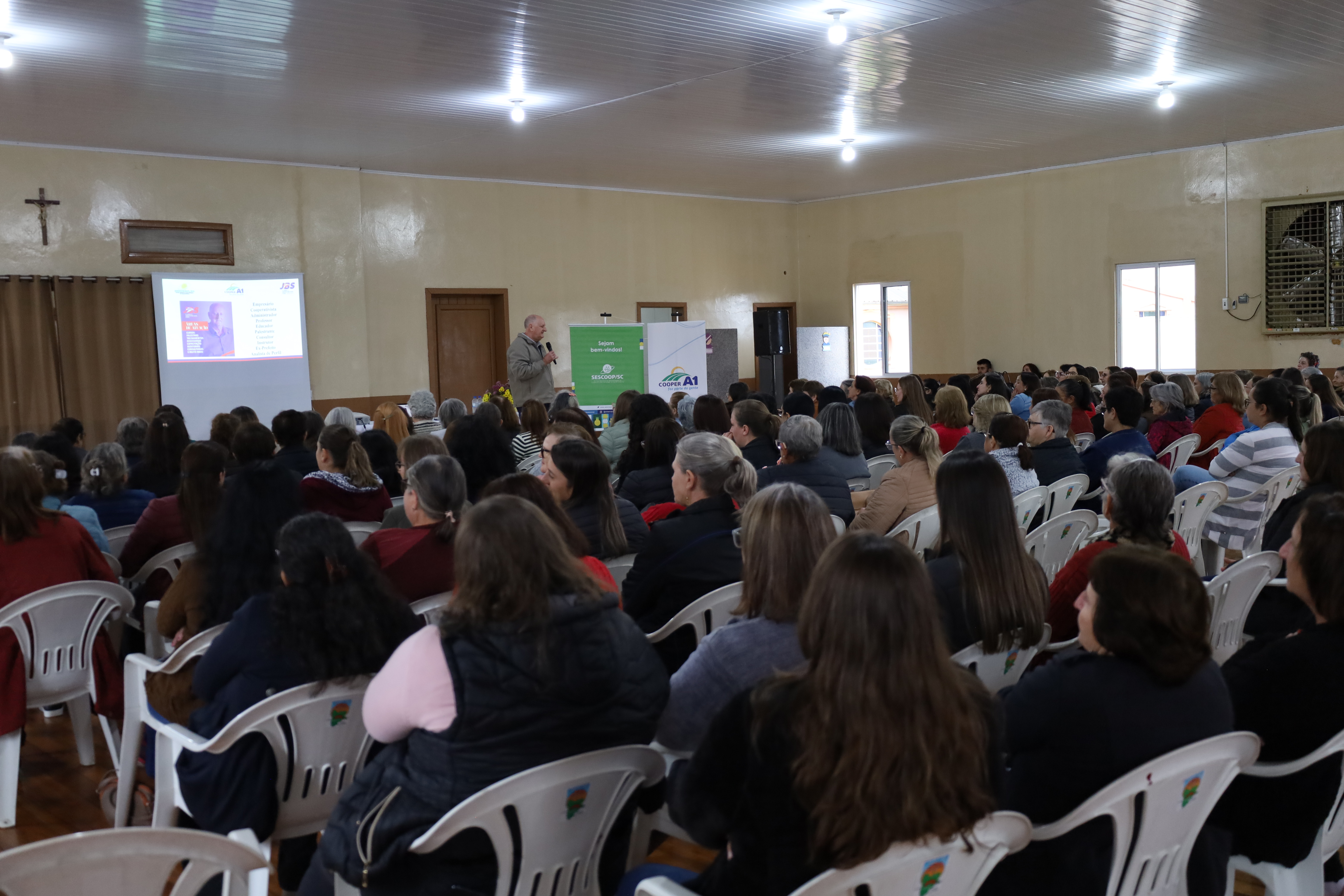 DESENVOLVER: Cooper A1 realiza encontro de mulheres 