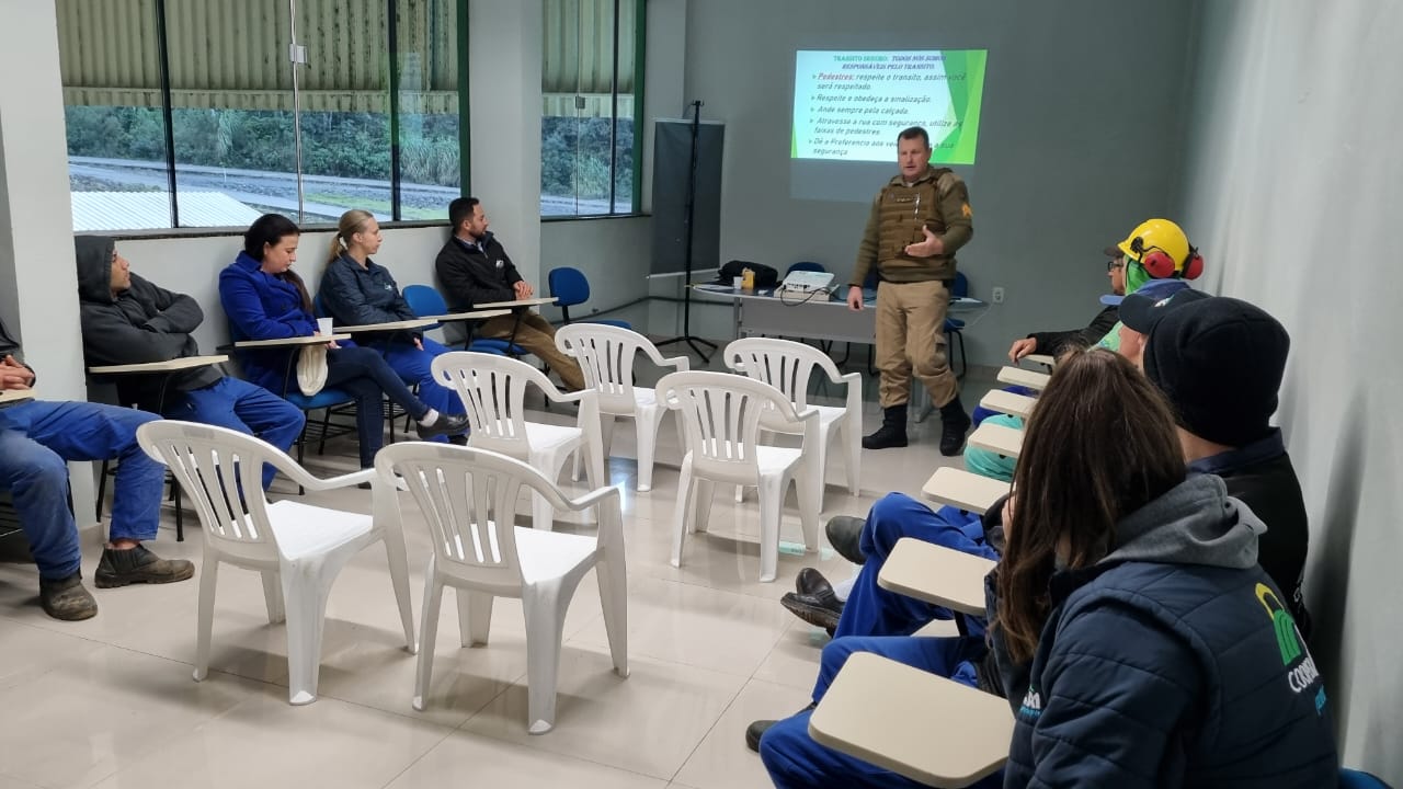 TREINAMENTO: Maio Amarelo é debatido na Cooper A1 