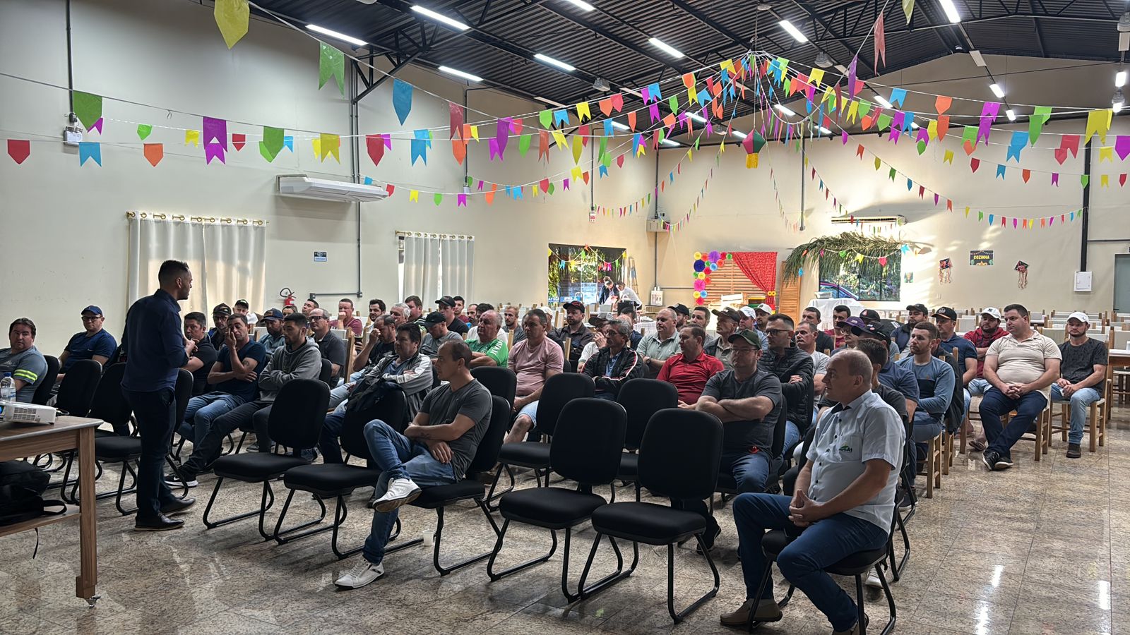 TREINAMENTO: Cooper A1 promove qualificação aos motoristas